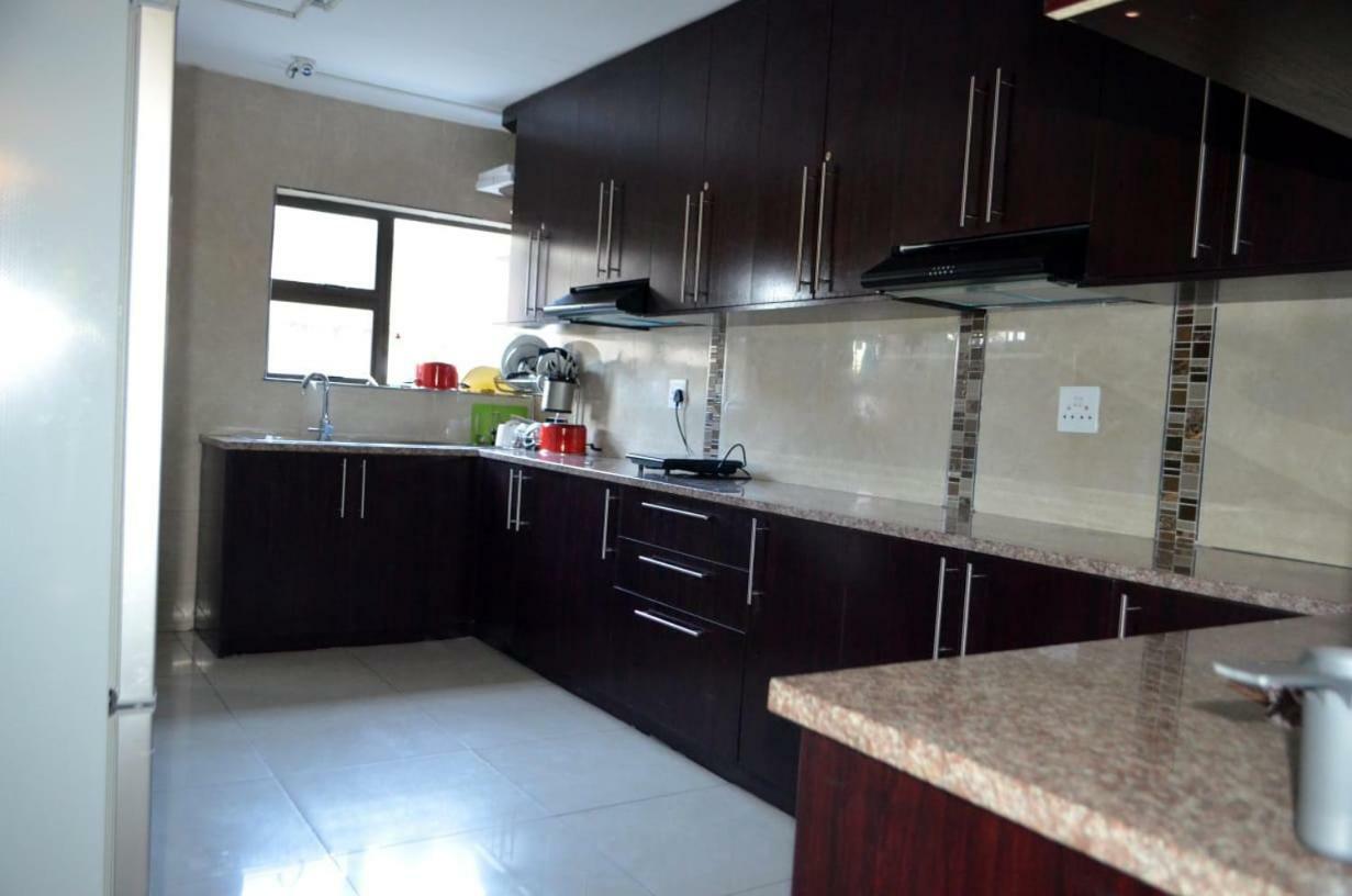 St@y-1-bnb Bed & Breakfast 3*
